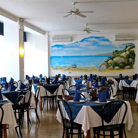Otel Holiday